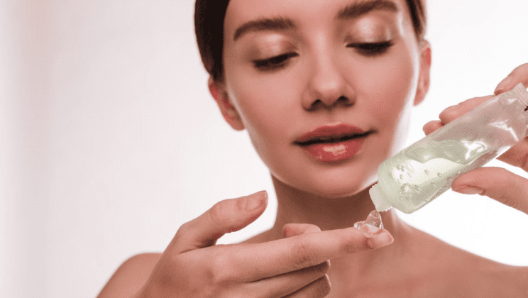 The Science Behind Gel Face washes: How They Work for Different Skin Types