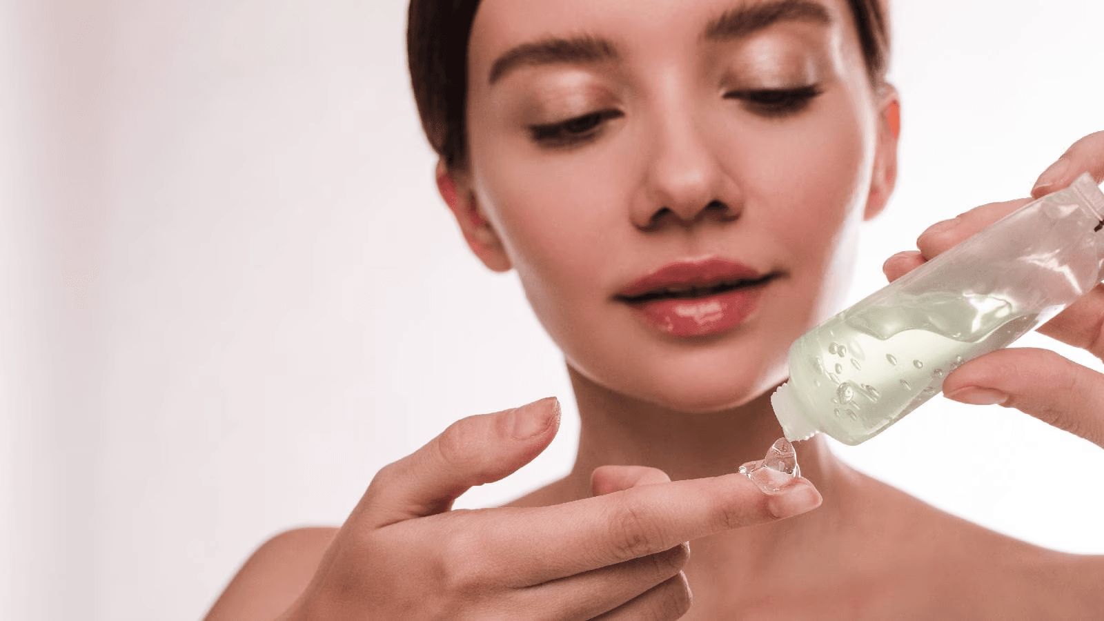 The Science Behind Gel Face Washes: How They Work For Different Skin Types